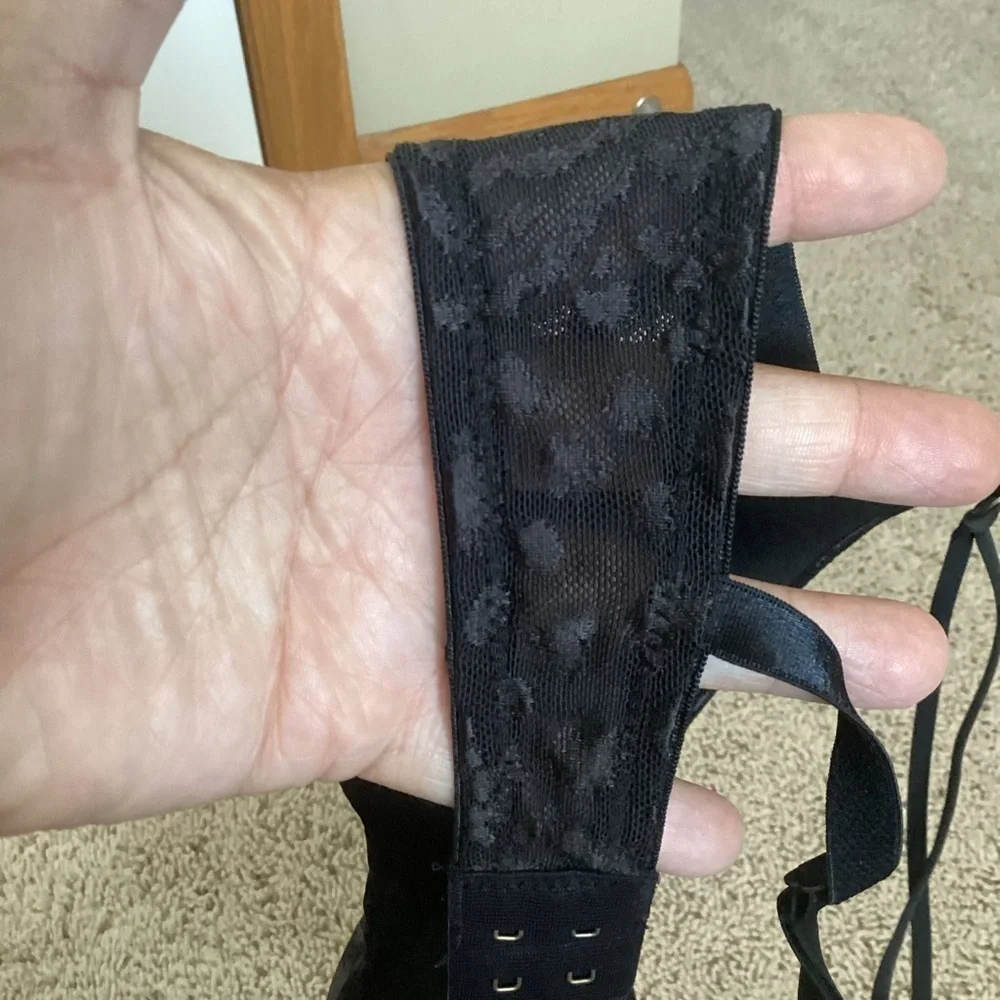 34b black lace push-up bra NWOT